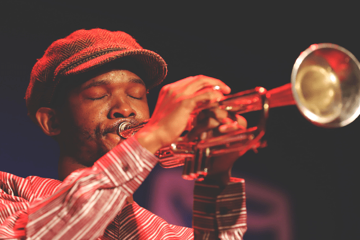 Mandla Mlangeni on the trumpet