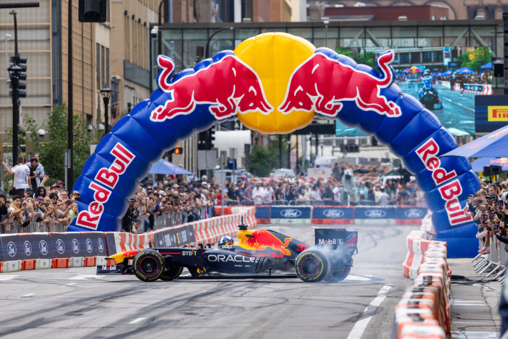 Red Bull Showrun