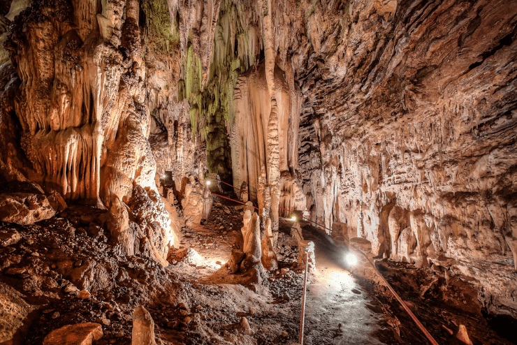 Bothongo Wonder Cave