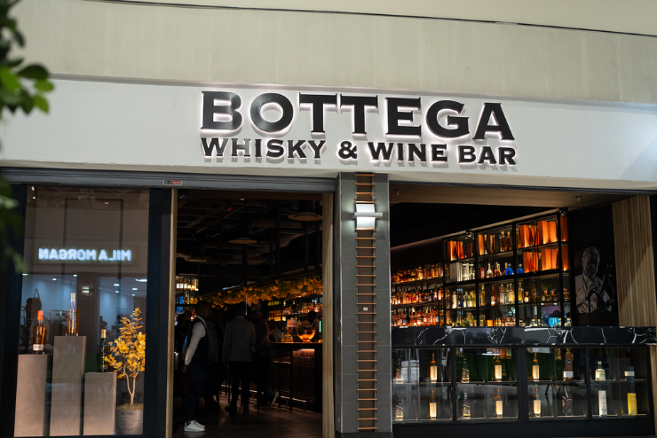 Bottega Whisky and Wine Bar at OR Tambo